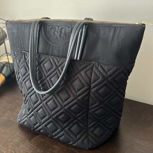 Tory Burch Quilted Tote Bag - Picture 3 of 5